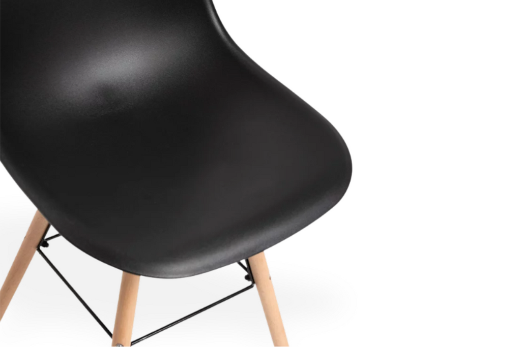 🔥 Pack de 4 Sillas “Rihanna” 🖤